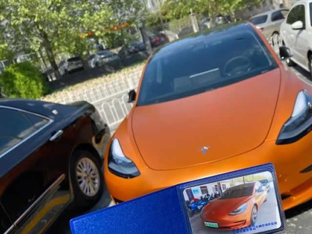 尼合国际隐形车衣：定制爱车，首选改色贴膜，现在也能改备案了